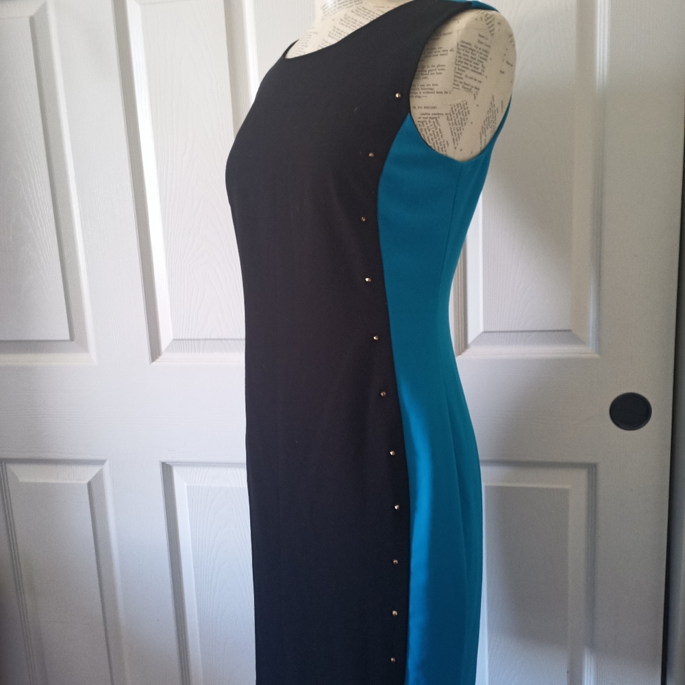 Calvin Klein Black and Blue Sheet Dress Size 6